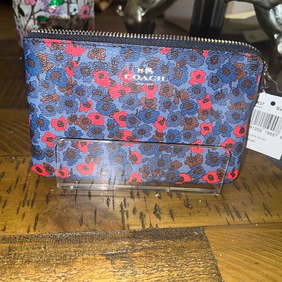 Coach Handbags - Coach Wallet